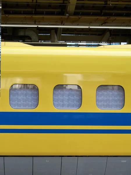 Portrait-Fotografie_Leipzig-Japan-Paulina-Schroeder-Shinkansen-3